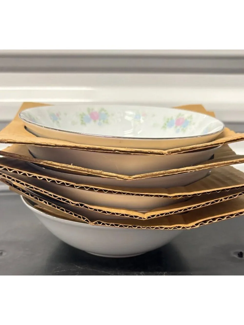 China Garden Prestige Jian Shiang Floral Pattern Porcelain Salad Bowls Set Of 4